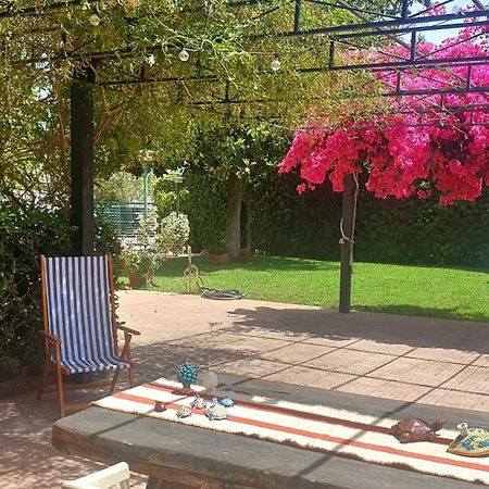 La Depandance Di Villa Rosa Locazioni Brevi Монделло Екстер'єр фото